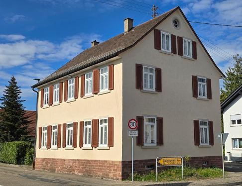 Haus Amseln Kiefer