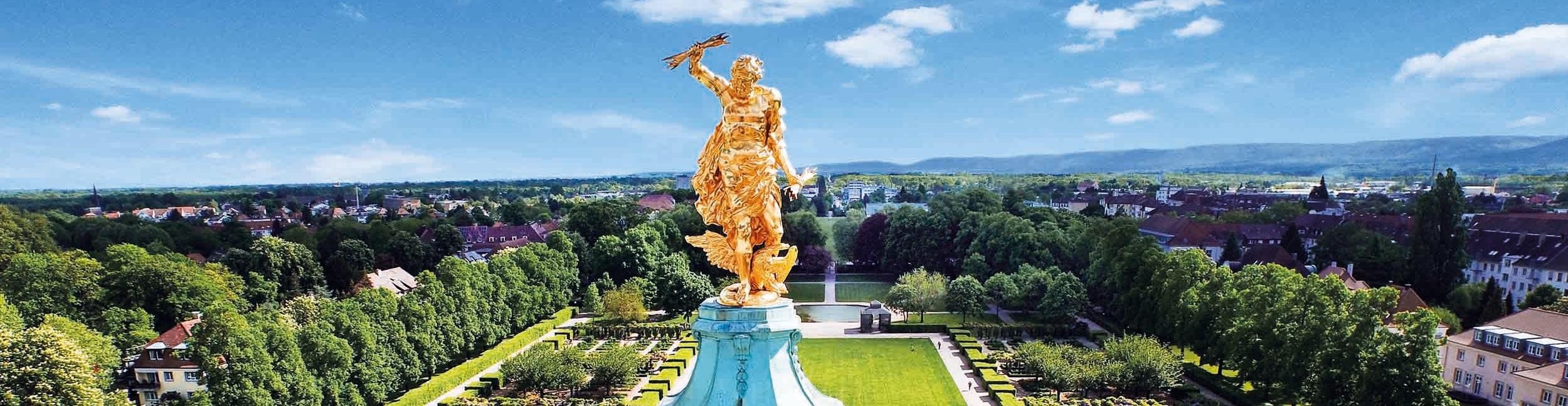 Goldener Mann auf dem Schloss Rastatt. Foto: Joachim Gerstner