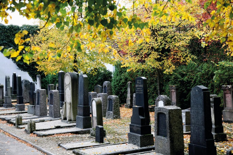 Pierres tombales du cimetière juif