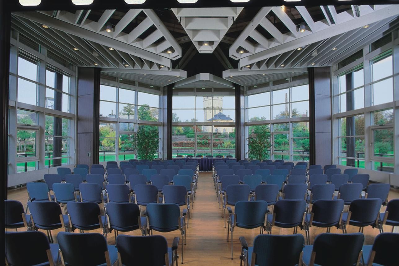 Wedding venue Staffelschnatzersaal in the Badner Halle