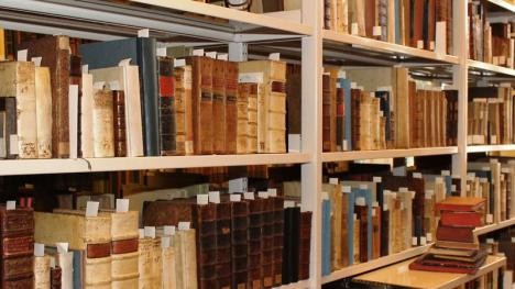 Bookshelf in the Rastatt Historical Library.
