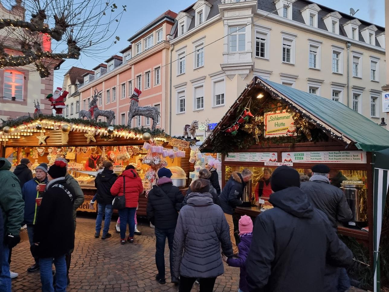 Stände Weihnachtsmarkt