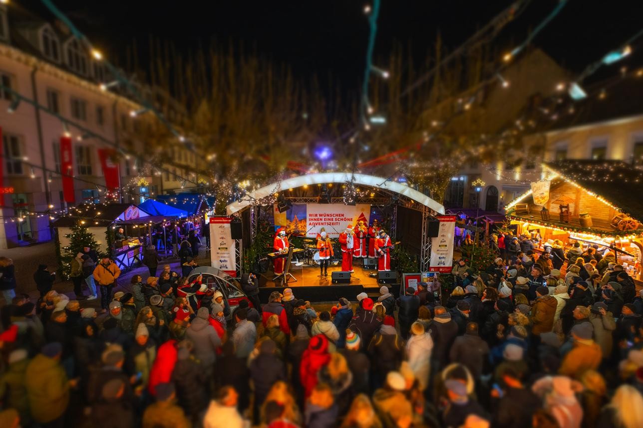 Christmas market stage with audience