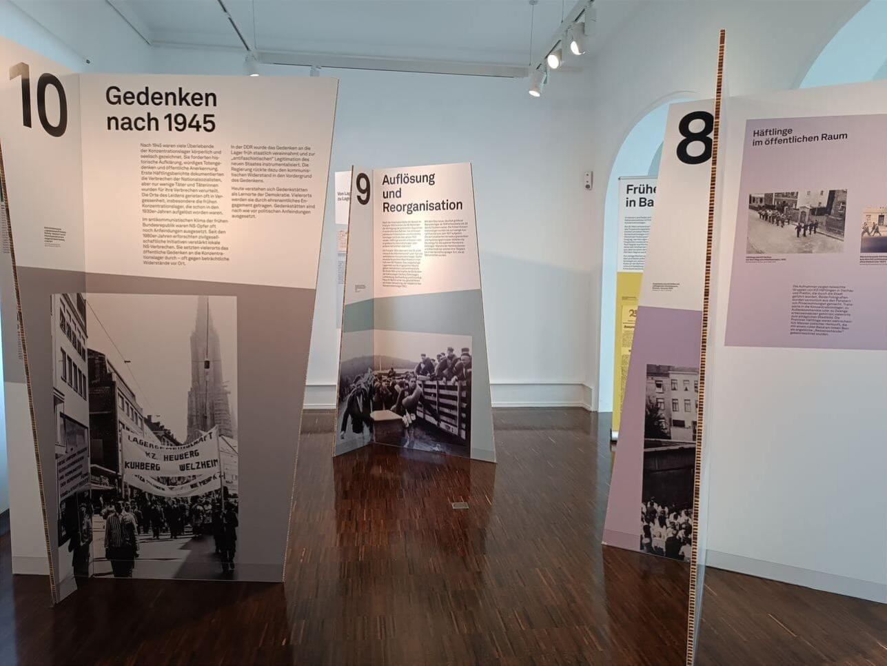 Blick in die Wanderausstellung „Auftakt des Terrors. Frühe Konzentrationslager im Nationalsozialismus“