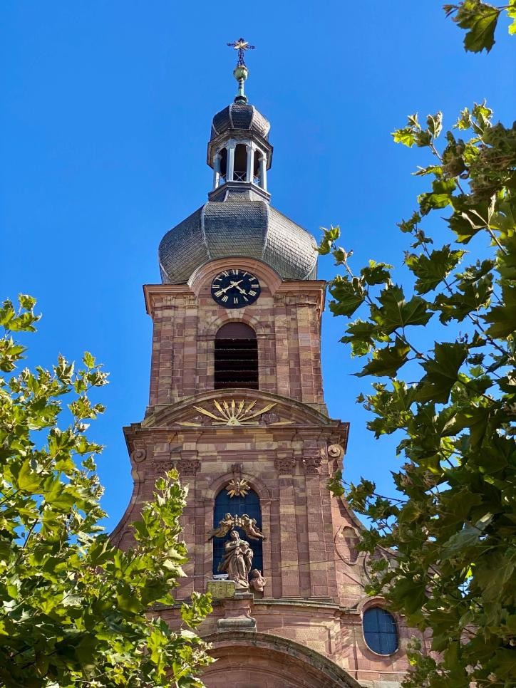 Außenansicht: Stadtkirche St. Alexander