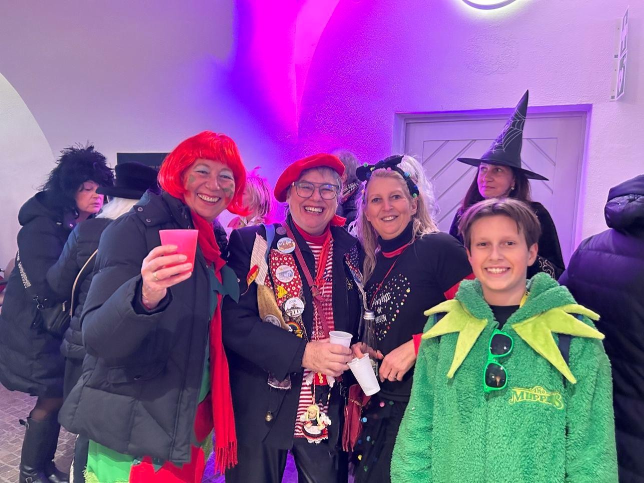Frauengruppe im Rathaus