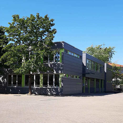 Gebäudeansicht der Carl-Schurz-Schule