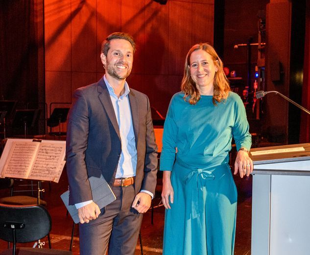 Oberbürgermeisterin Monika Müller und Mirko Drotschmann.